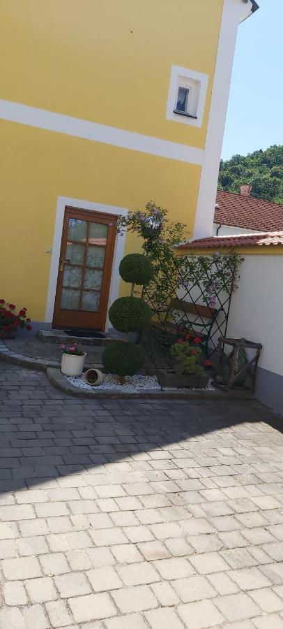 Apartamento Stift Goettweigblick Furth bei Gottweig Exterior foto